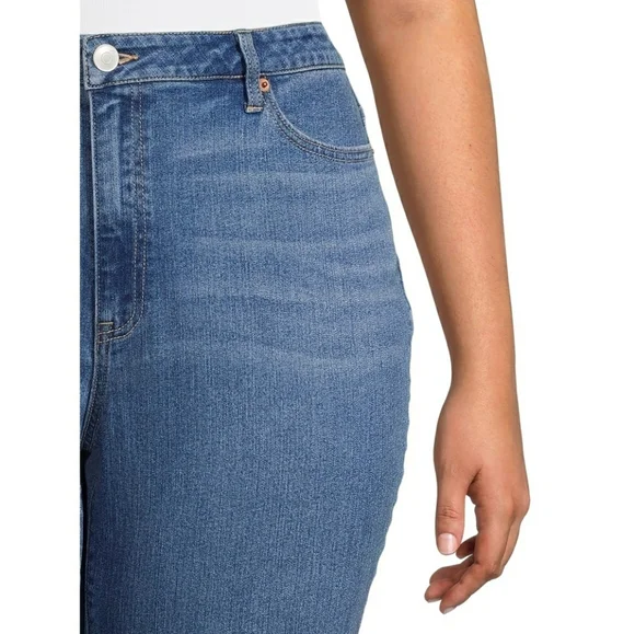 💖No Boundaries Juniors High Rise Mom Jeans (Size 9) - Picture 2 of 14